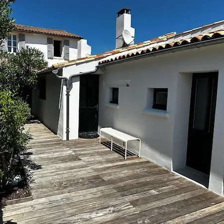 Vakantiehuis L'olivier De Milou Le Bois-Plage-en-Ré